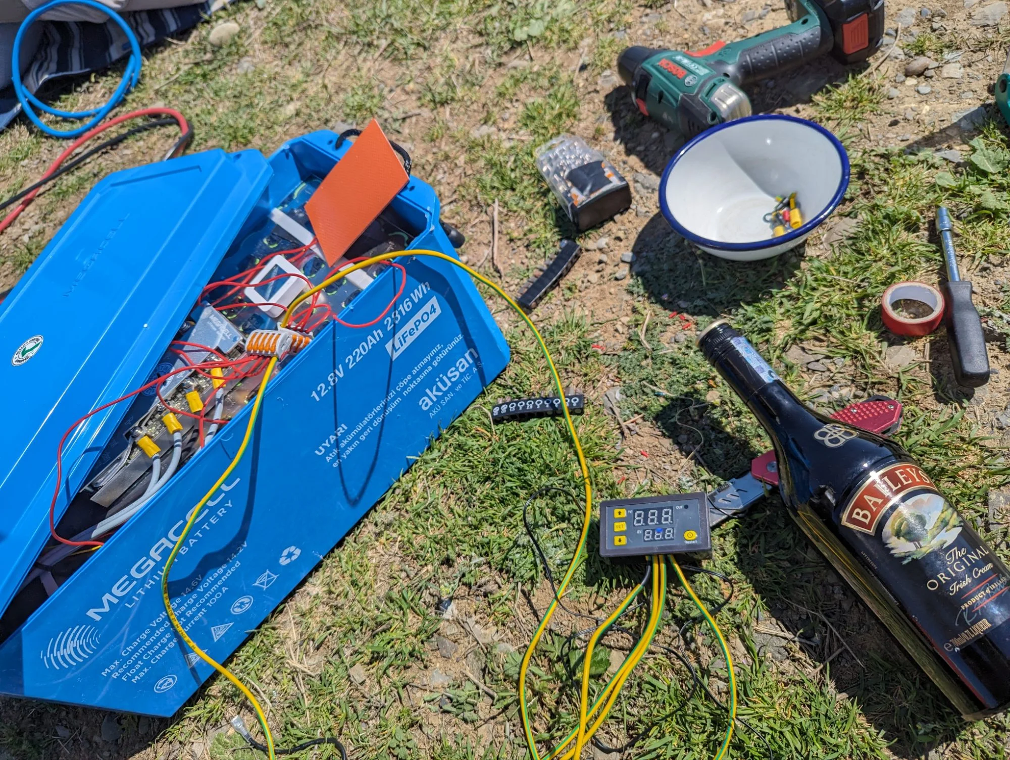 We upgraded our lifepo4 battery with an automated heating system.