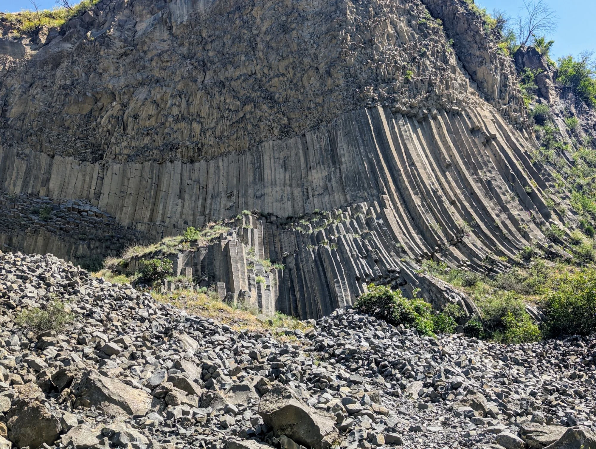 These stones looked very exotic. They are called Symphony of Stones and I&rsquo;d say they are one of the biggest tourist attractions in Armenia.