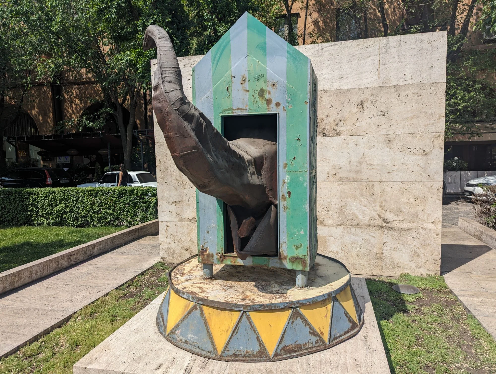 Some classic site seeing in Yerevan.