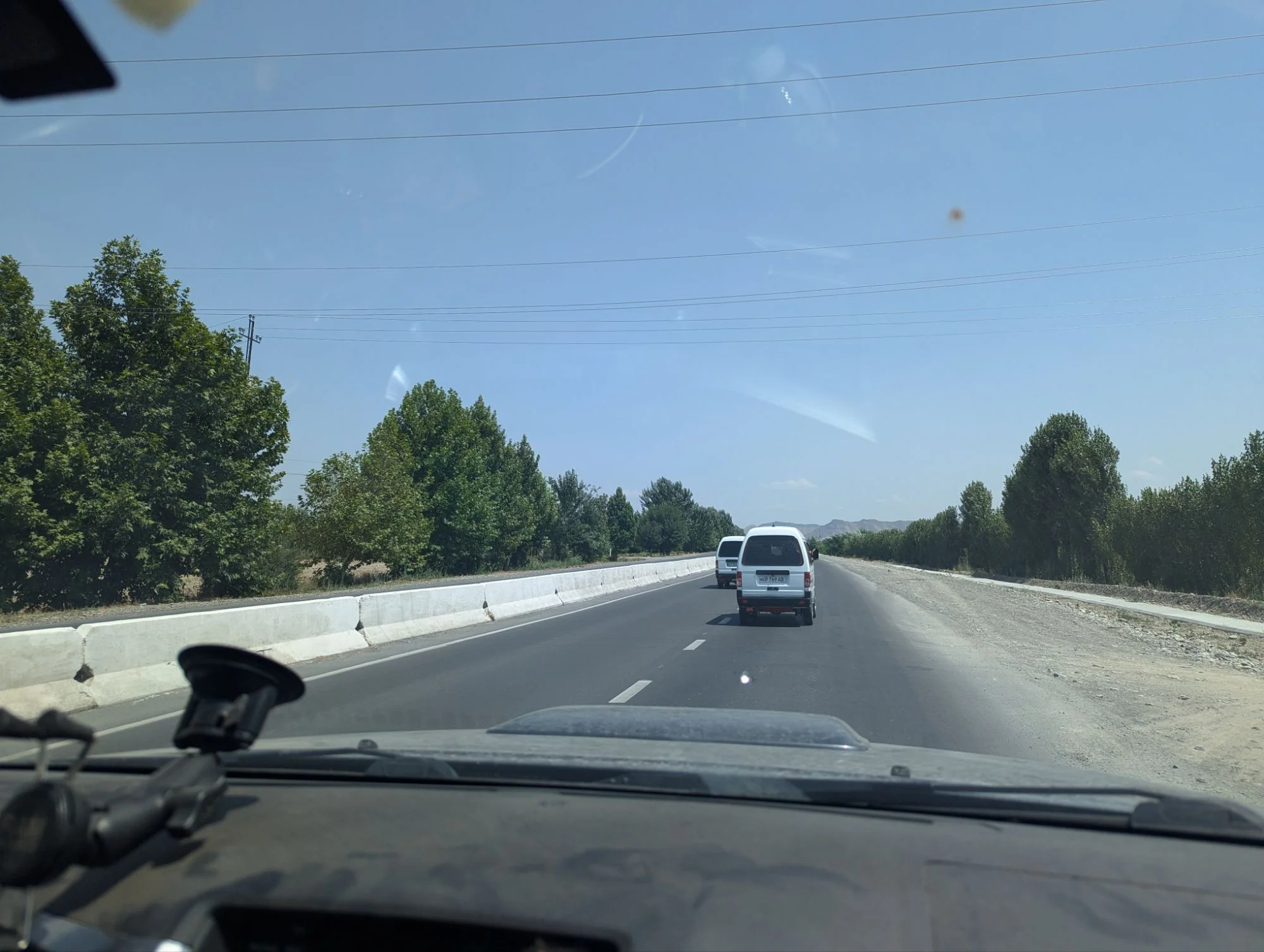 These little vans are the most common cars in Uzbekistan. They are like ants. Thousands and everywhere.