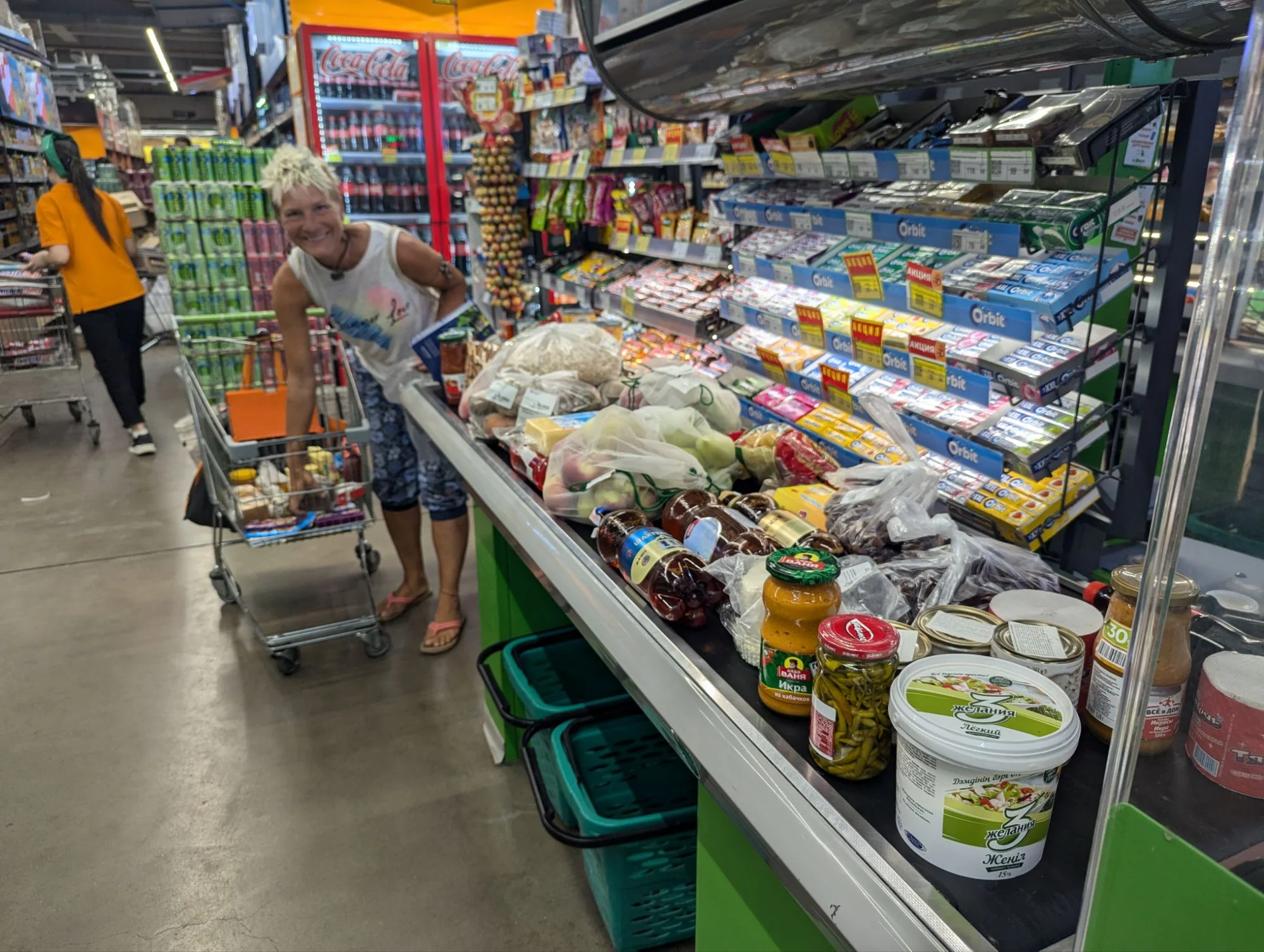 We bought a whole lot of stuff in the supermarket and filled both of Rosinante&rsquo;s Diesel tanks.