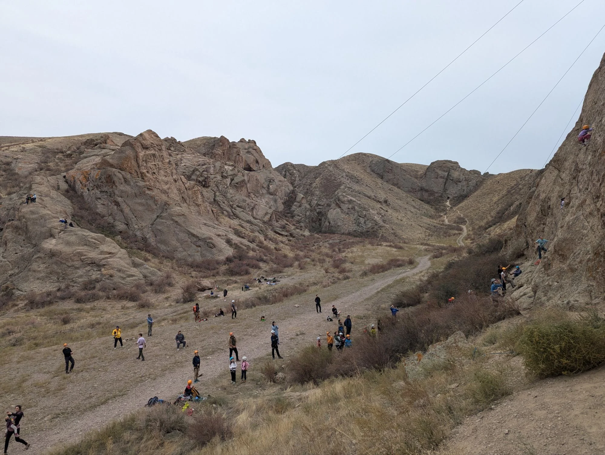 At one weekend there was a big climbing festival organized by the biggest &ldquo;climbing company&rdquo; Skala in the climbing area. Unfortunately the weather on that weekend was not very good. But nevertheless a whole lot of climbers joined the festival.