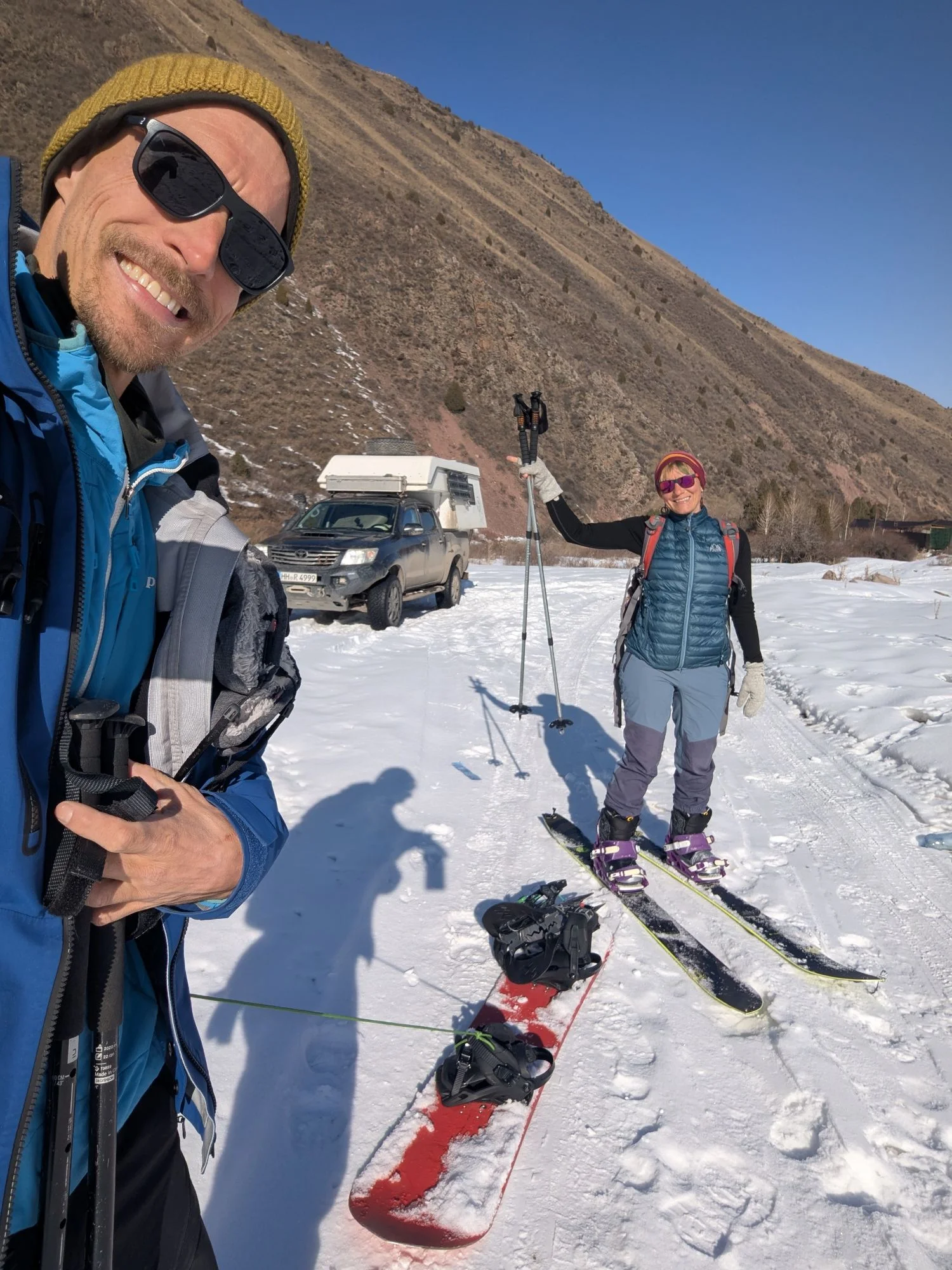 Here we had a ski in and ski out. It was a funny tour and we did snowboard down narrow hiking paths.