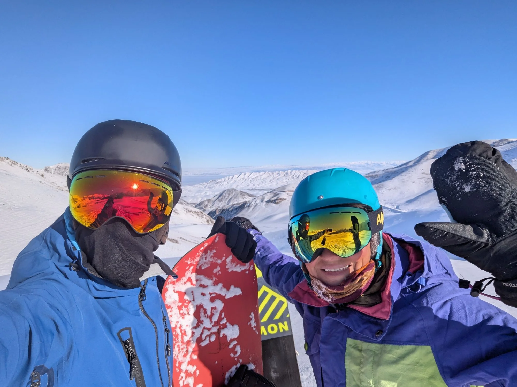 And then we had our first snowboard day! The pistes of the ski area were not well prepared and not so steep but still it was fun to ride again.