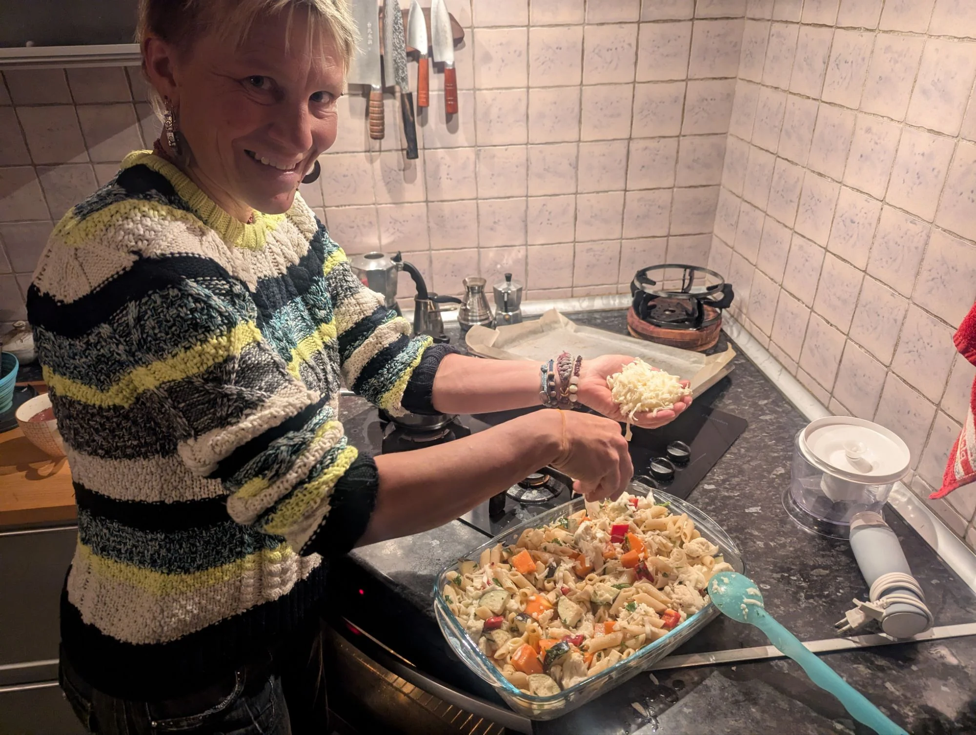 One advantage of a house: an oven for casserole and french fries. It was really nice to live in a house for these three weeks but living in Rosinante was always nicer.