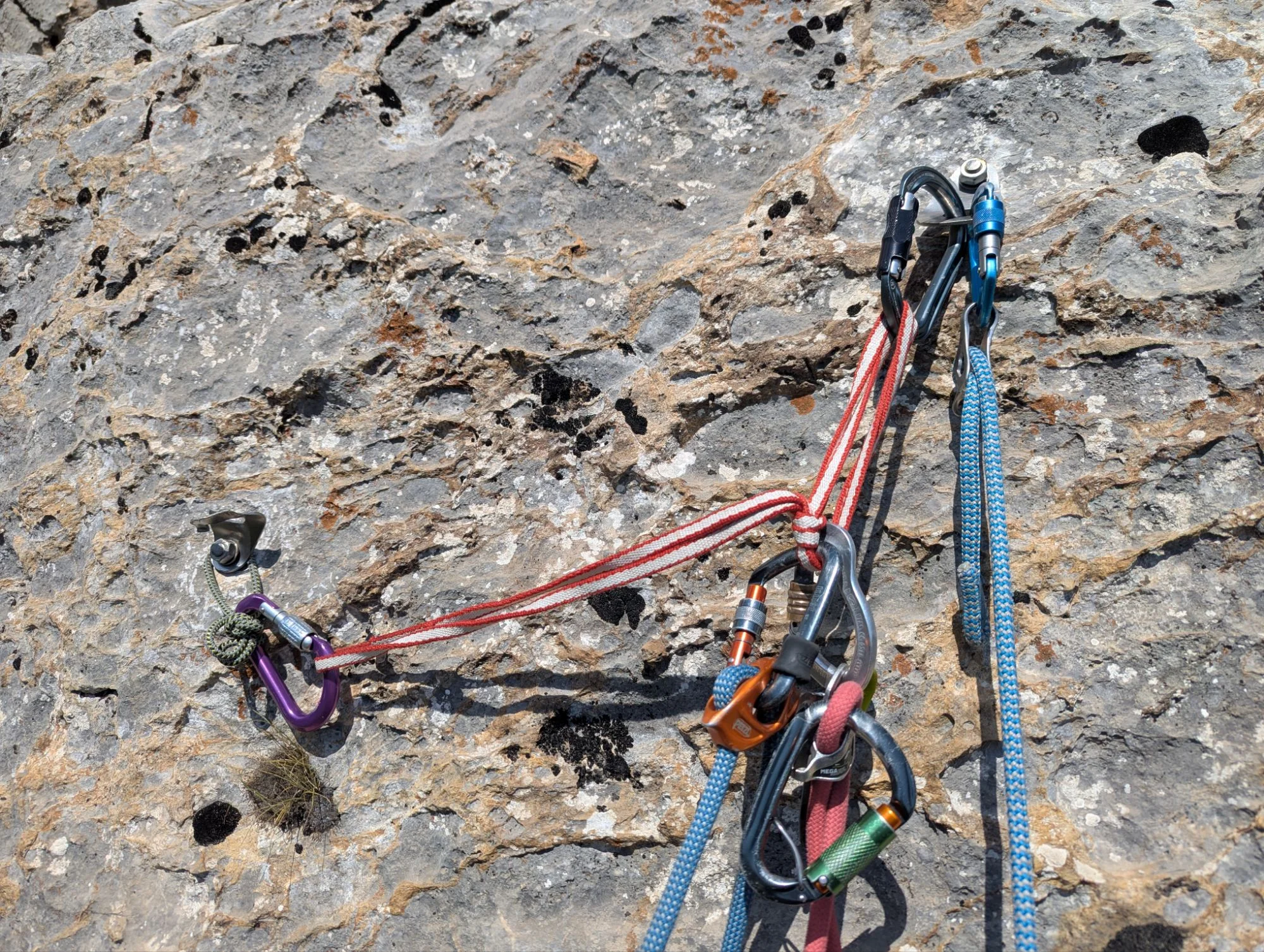 Some equipment in the wall was not in its best shape. The left bolt got completely destroyed. It&rsquo;s hard to see on the photo. But we found ways to keep everything save.