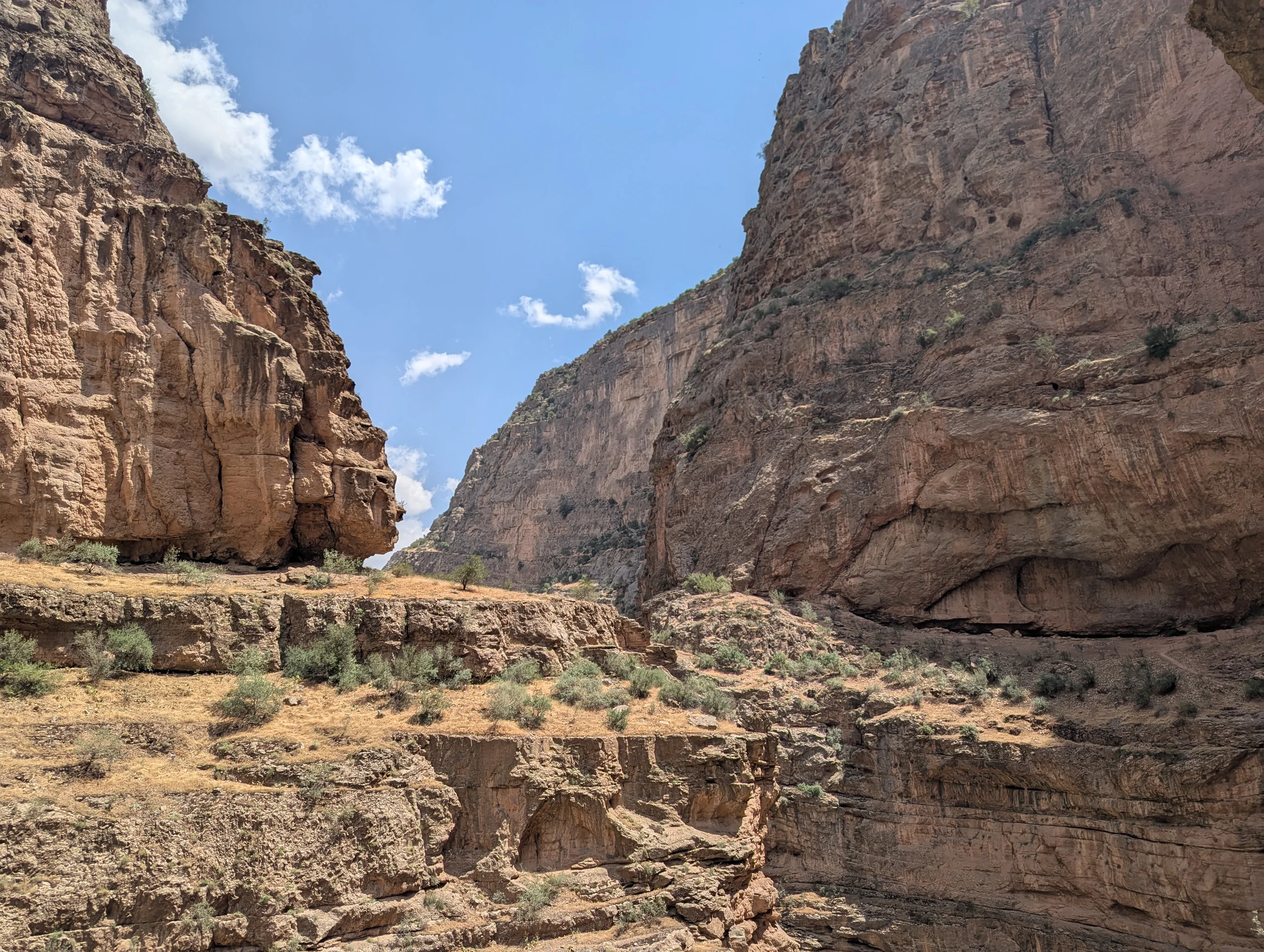 From the reservoir, we went to a beautiful canyon.