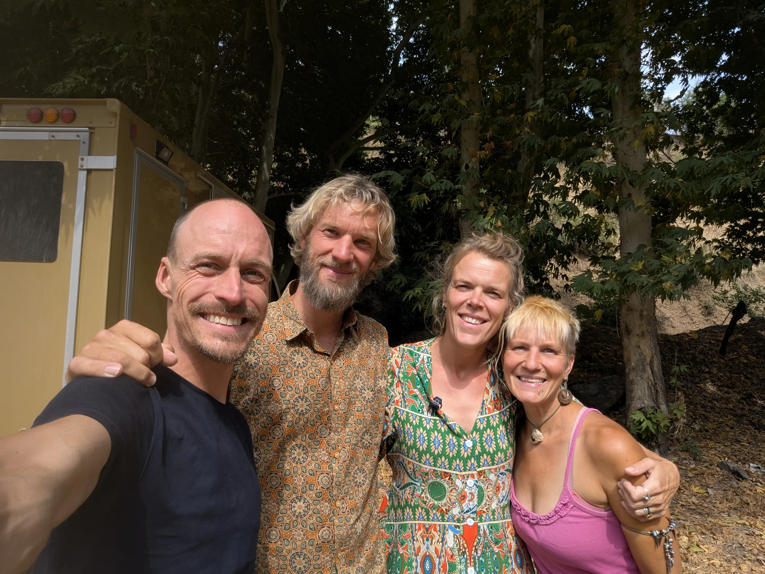 The next day, a nice couple from the Netherlands joined us and we had a day of very interesting talks about a lot of topics. Of course there were some of the ordinary travelers talks but a lot more interesting ones about life as well. I liked it a lot. And Mereltje even played a funny jazzy song for us on her ukulele which was super nice.