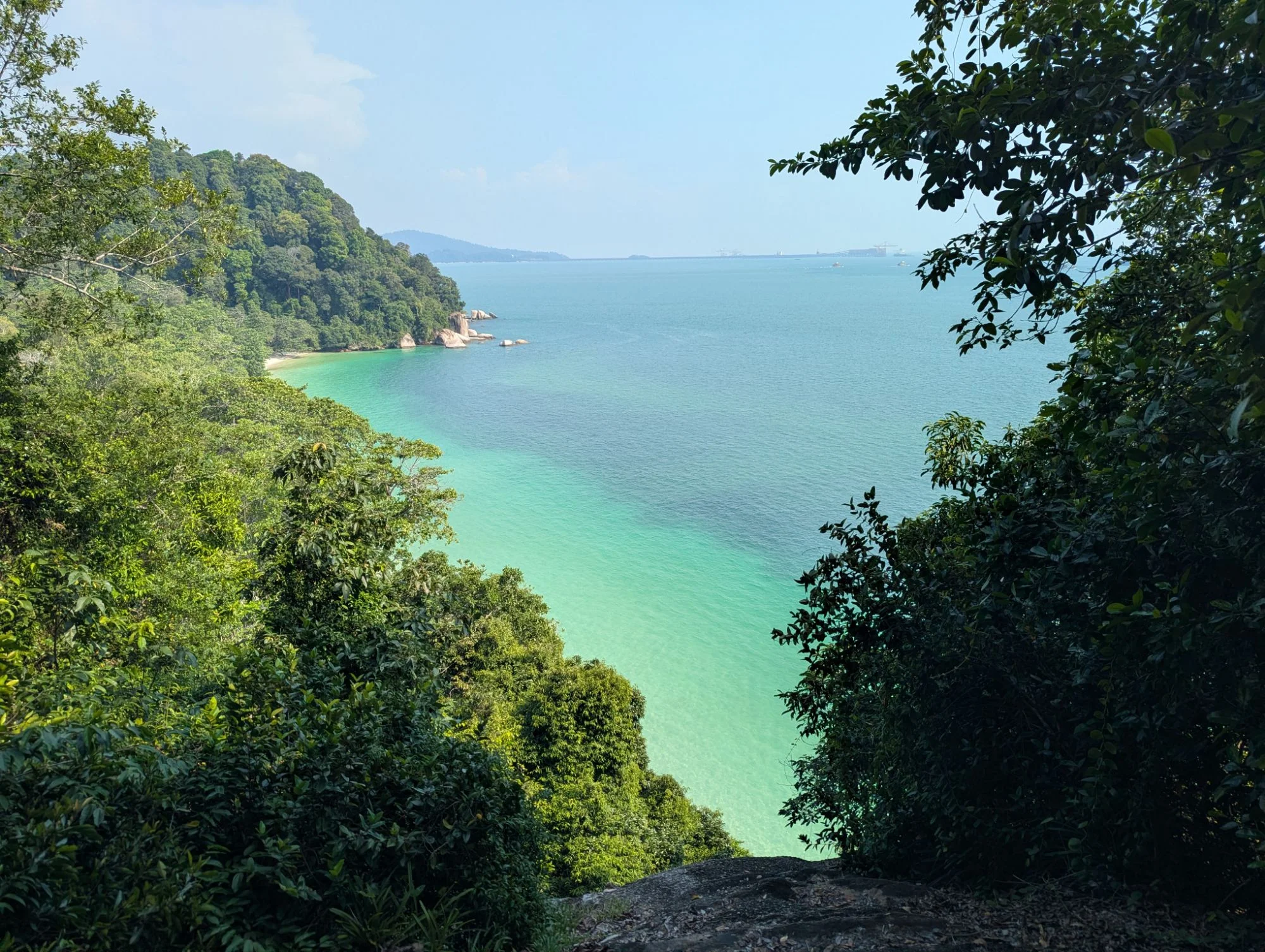After some hours at that magnificent beach, we started our way back to civilization ✨