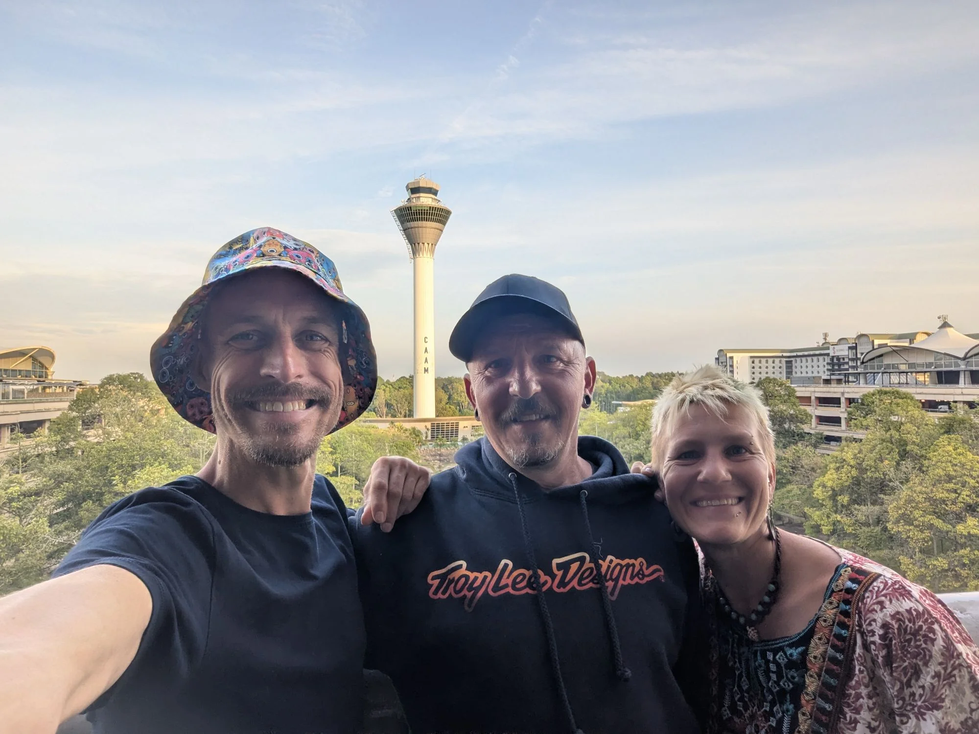 &mldr; and then Tom had to leave and fly back to Germany. We had a great time together with a lot of discoveries and experiences 🤗
