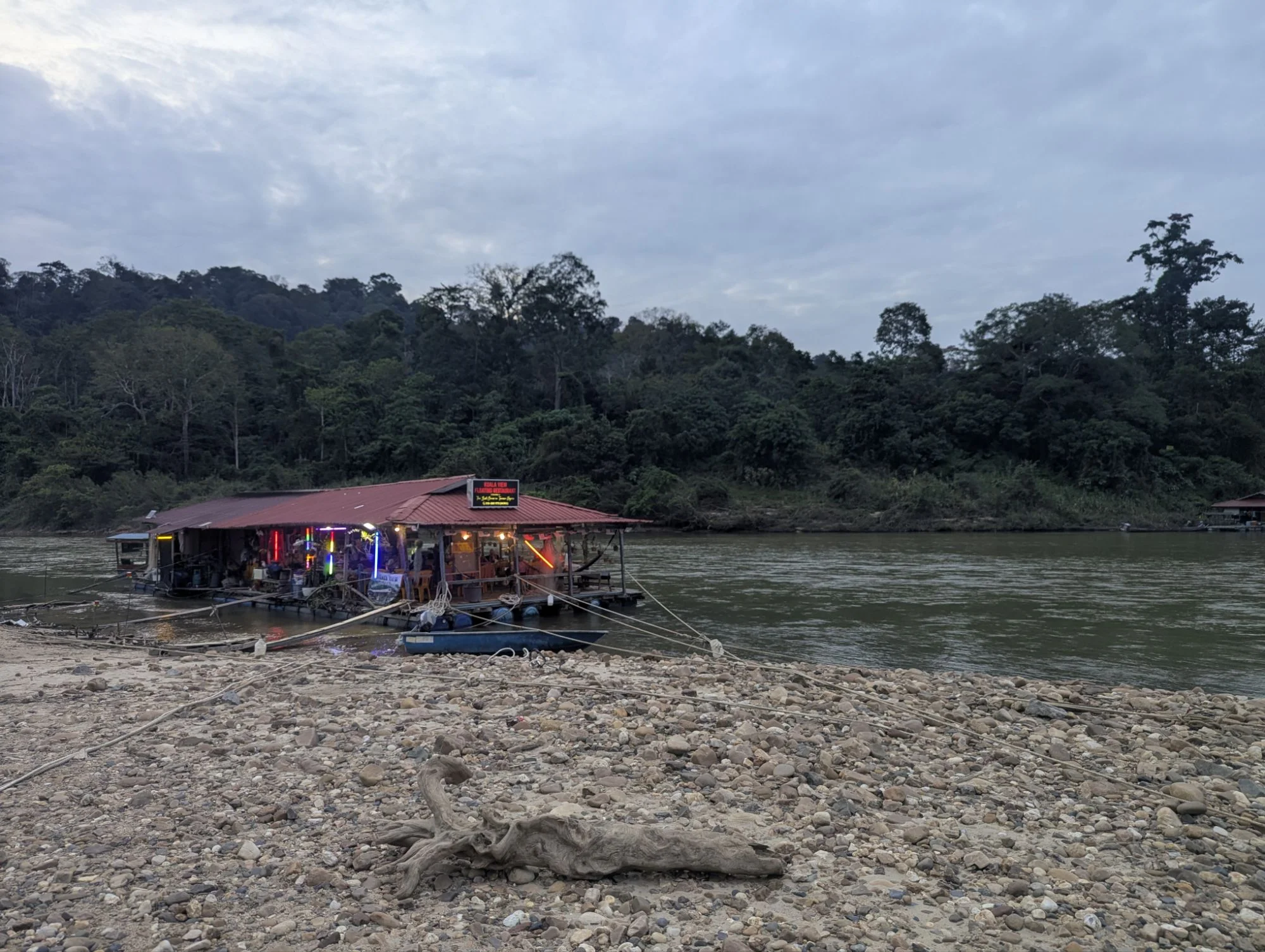 The restaurants at the heart of the tourist area were mostly on floating platforms.