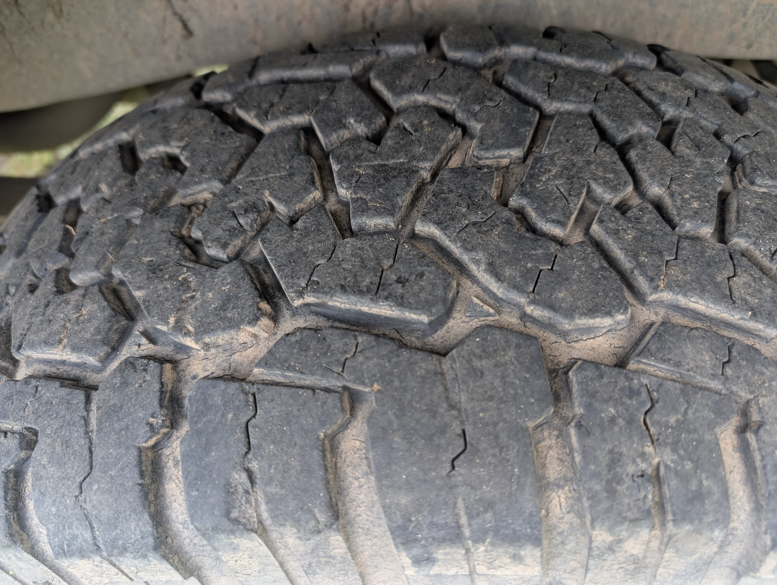 Roadcruza RA1100 AT tyres review